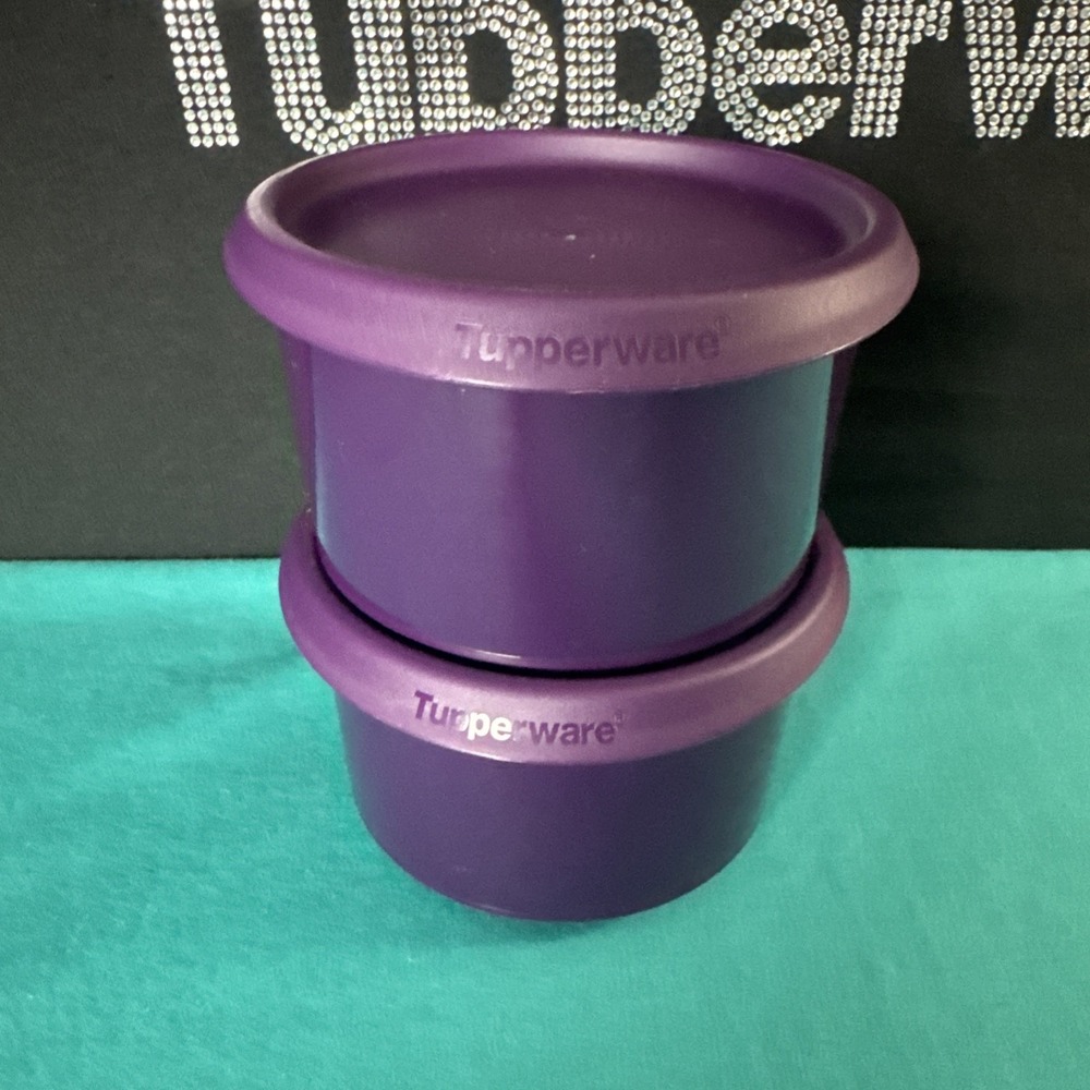 Tupperware One Touch Canister With Seal Eggplant Purple 2.25 cup / 575ml Set